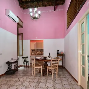 https://atrium-naples.hotels-amalfi.com